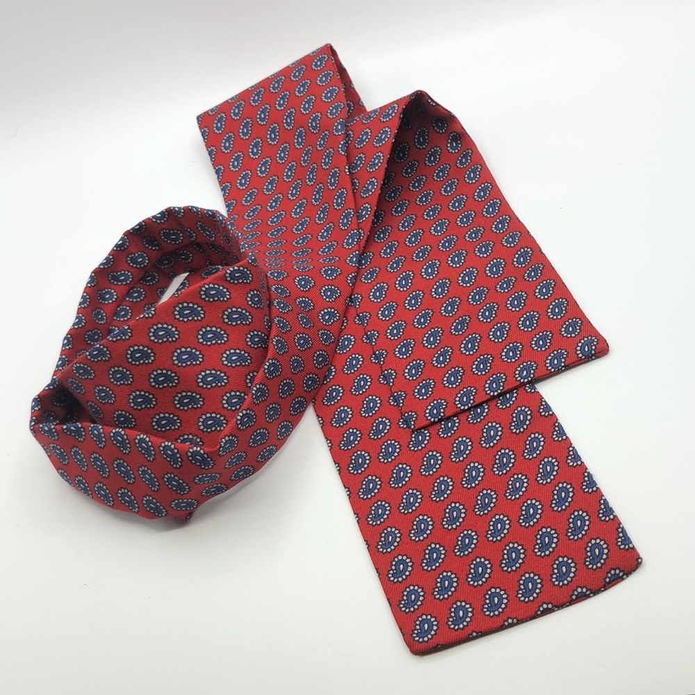 VTG Kenneth Gordon Bow Tie, Batwing Unisex Paisley Pattern